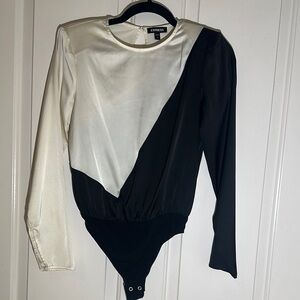 Express Women's Black and White Top
